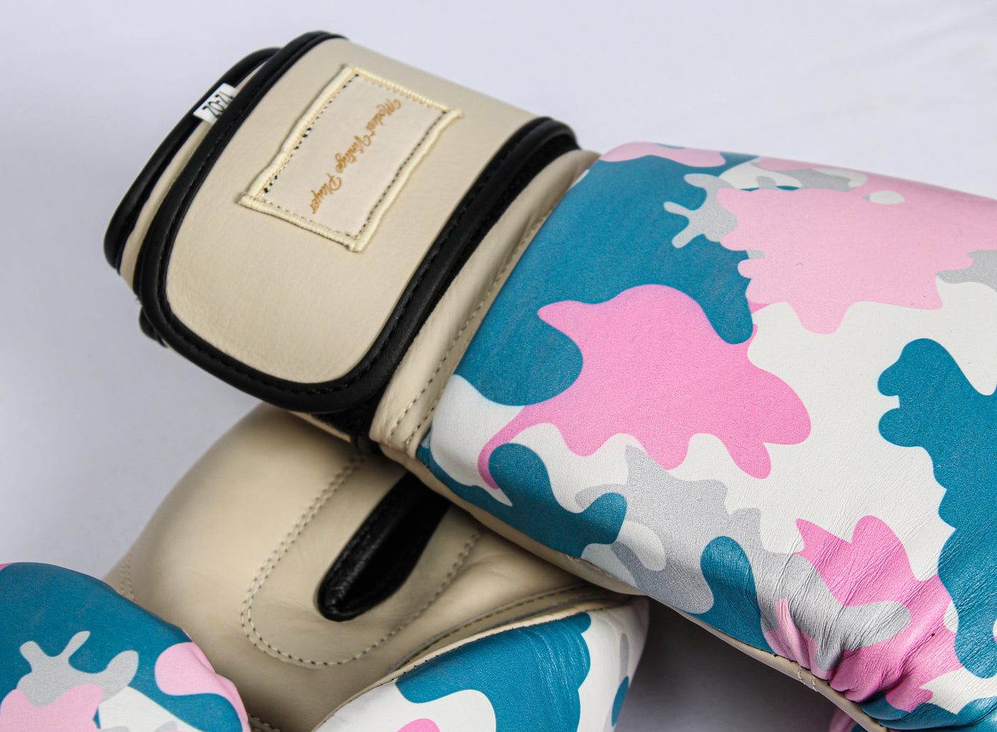 PRO Camo Leather Boxing Gloves (Strap Up) Pink