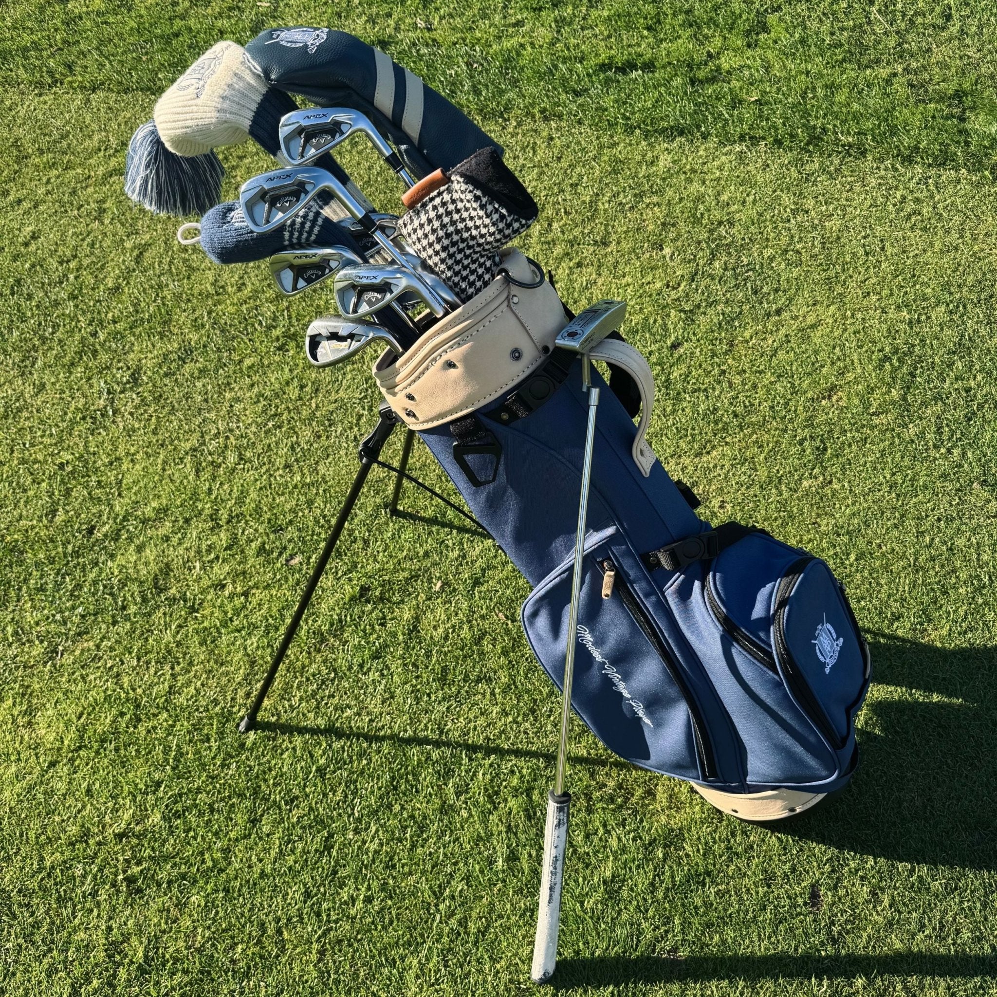 デザイナー手作りブラウンレザーゴルフバッグ|ヴィンテージ風 – MODEST